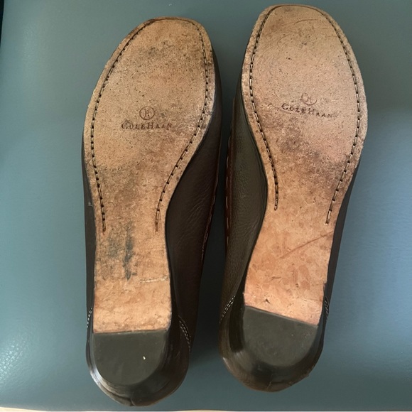 COLE HAAN LEATHER TASSEL LOAFERS - Picture 6 of 7